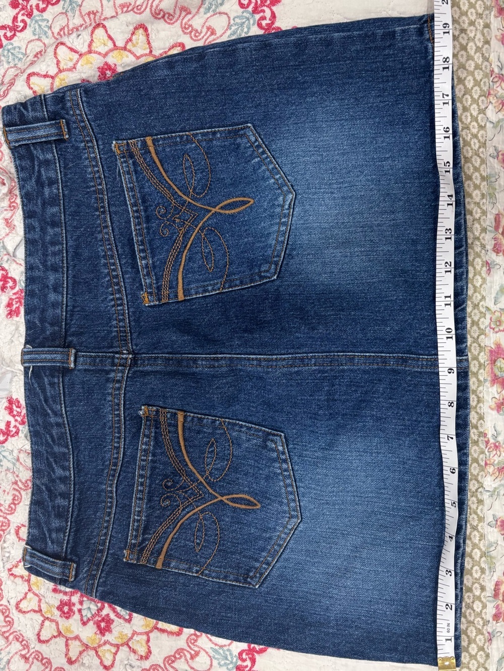 Old Navy Dark Blue Denim Skirt with Embroidered Back Pockets - Picture 6 of 6